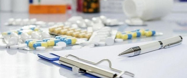 Что являют собой дерматологические химиотерапевтические препараты и антибиотики?